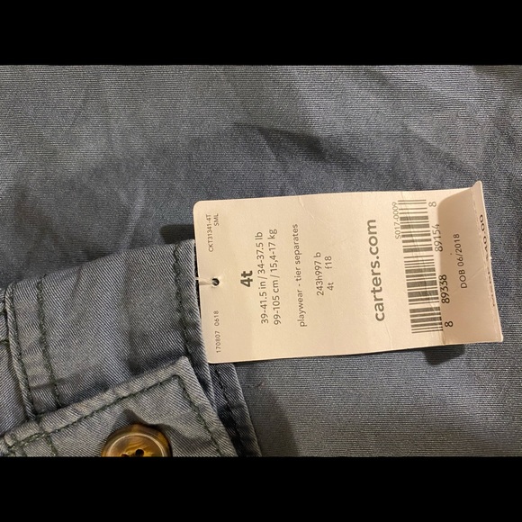 Carter’s boys jacket with hood - Picture 2 of 4